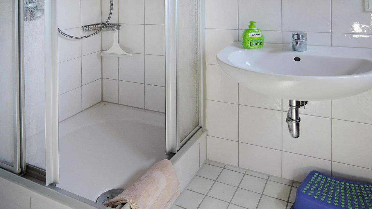 BathRoom BathRoom